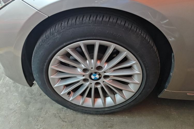 BMW 3 Series 2015 car image #9