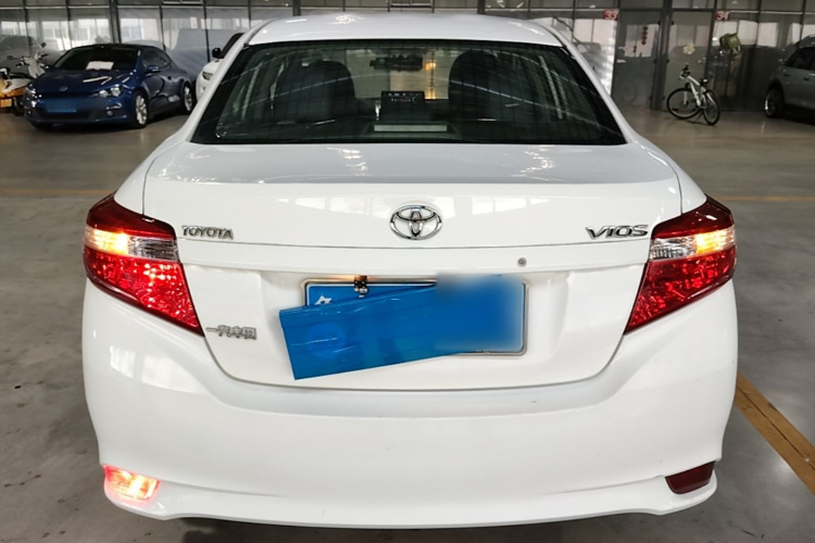 Toyota Vios 2016 car image #6