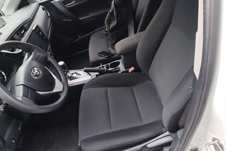 Toyota Corolla 2018 #17 Toyota Corolla 2018 car image #17