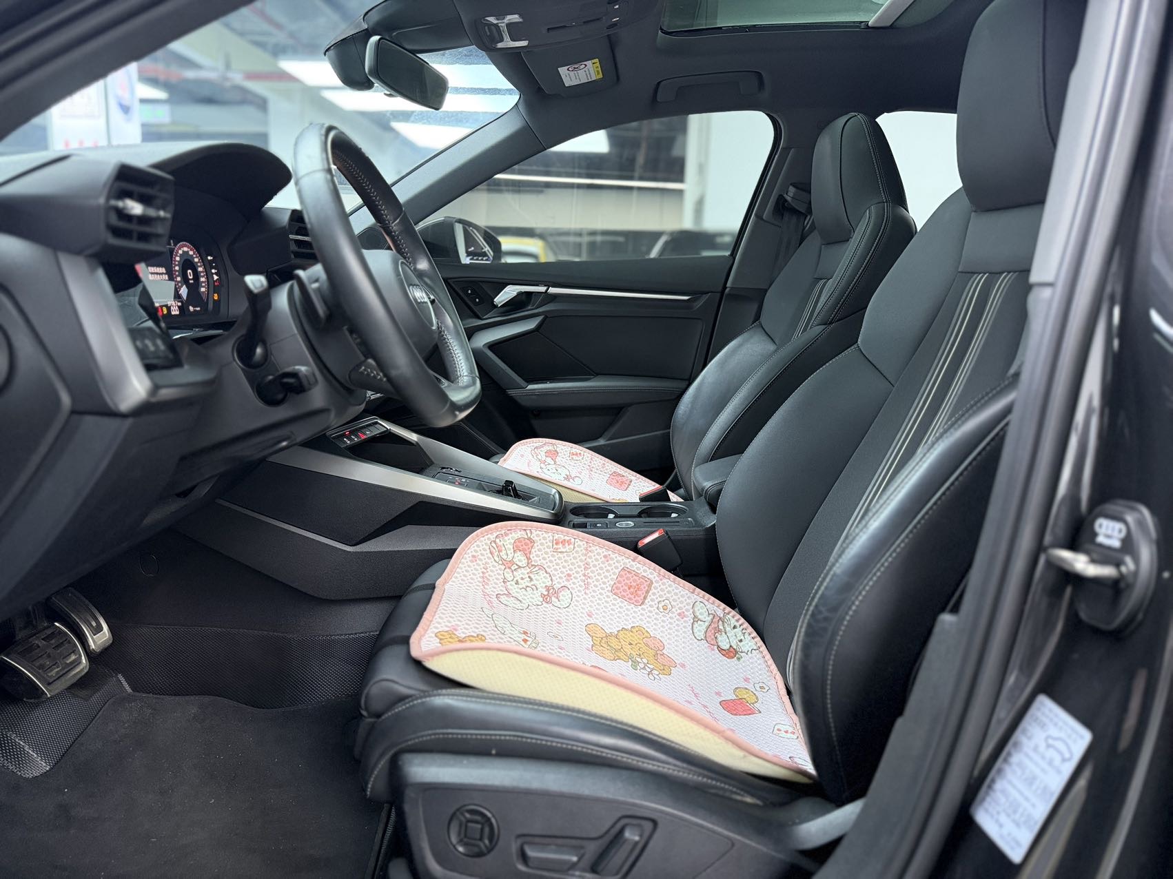 2023 immagine di auto #6