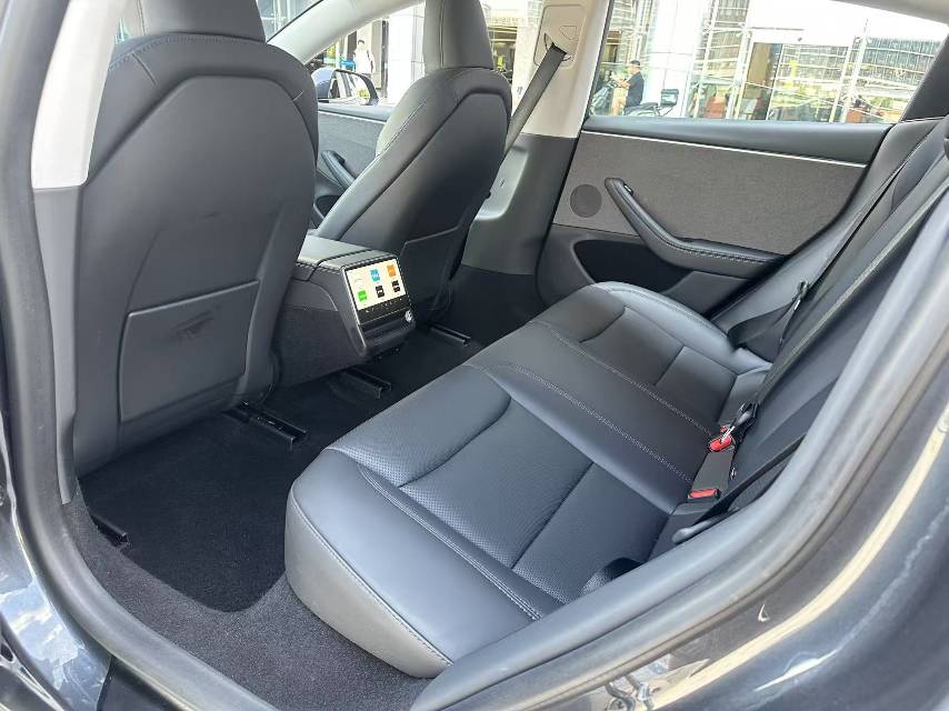 Tesla Model 3 2024 #17 Tesla Model 3 2024 car image #17
