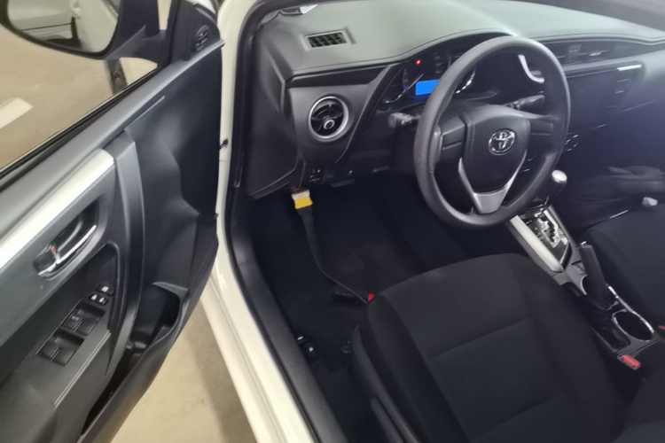 Toyota Corolla 2019 #16 Toyota Corolla 2019 car image #16