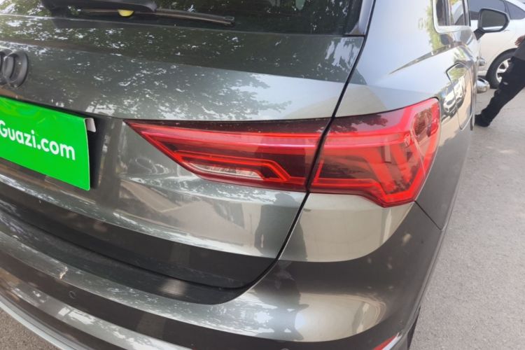 Audi Q3 2020 immagine di auto #8