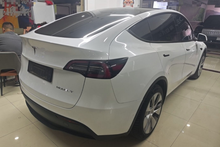 Tesla Model Y 2022 #7 Tesla Model Y 2022 immagine di auto #7