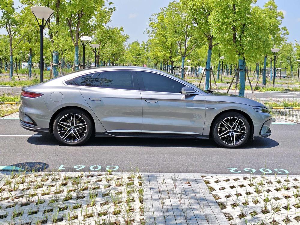 BYD Han 2025 #7 BYD Han 2025 car image #7