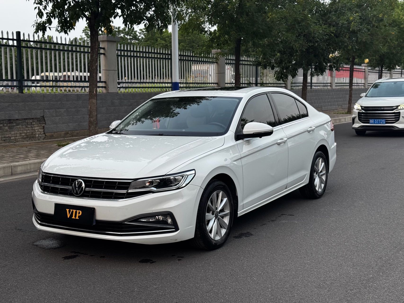 Volkswagen Bora 2021 immagine di auto 