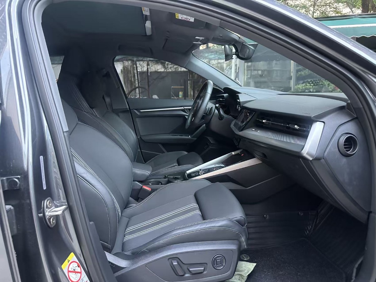 Audi A3 2022 immagine di auto #10