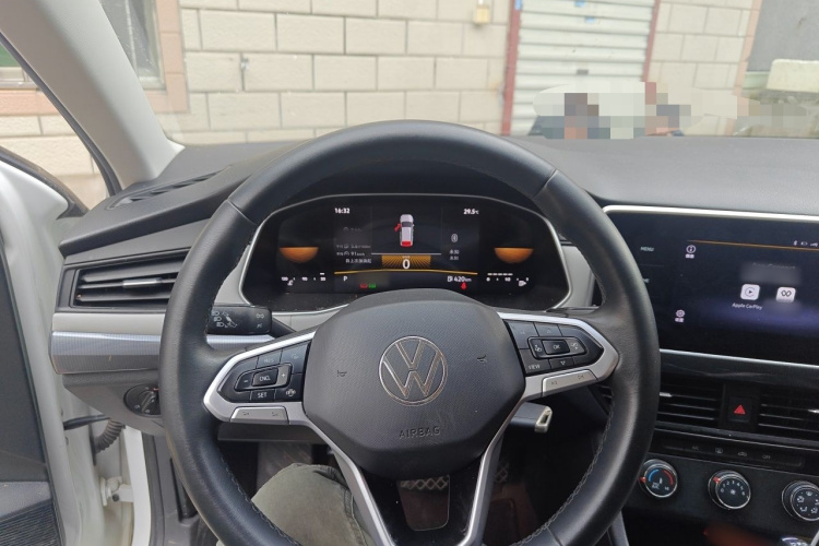 Volkswagen Bora 2023 car image #11