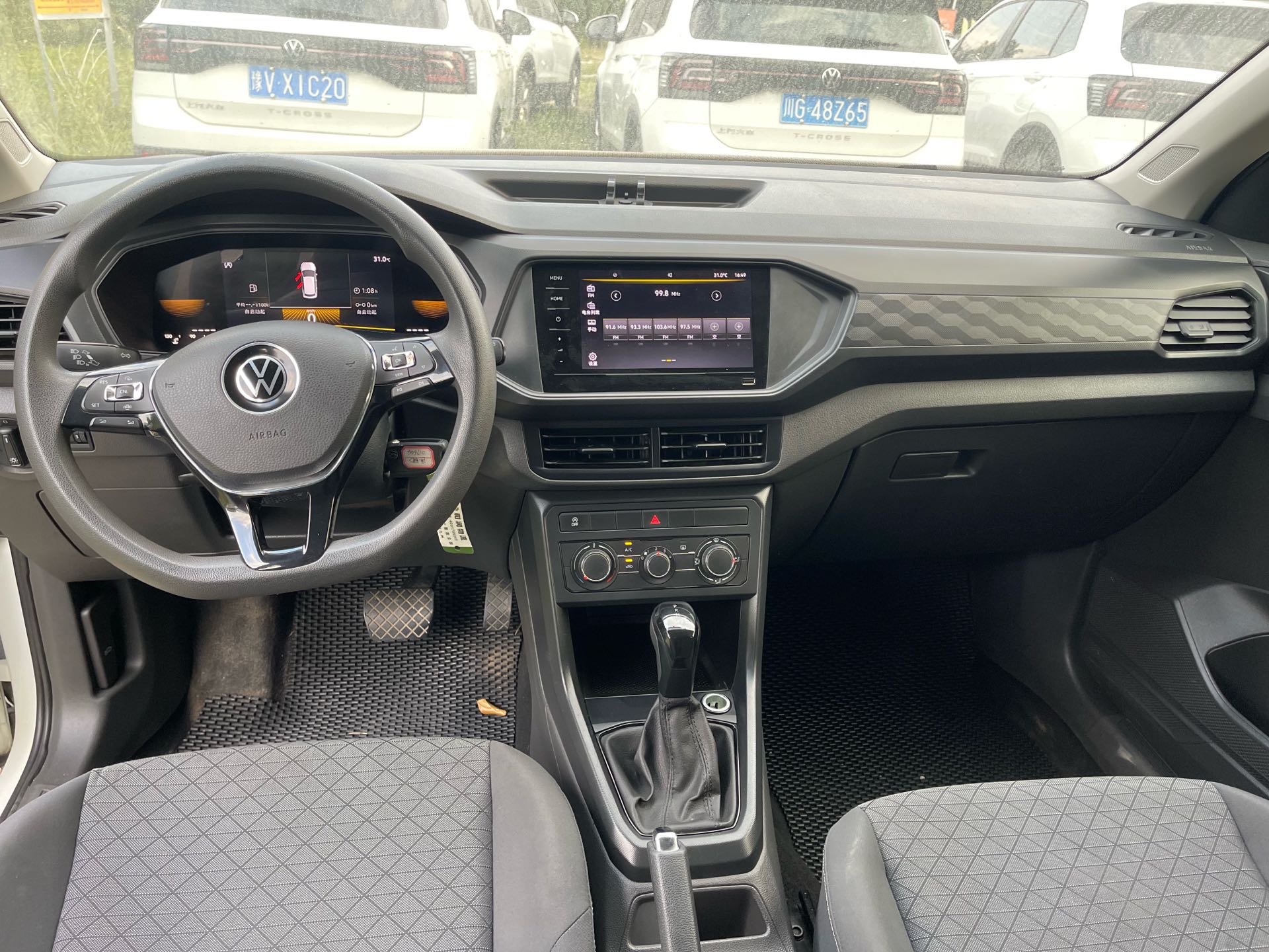 Volkswagen T-Cross 2023 #7 Volkswagen T-Cross 2023 car image #7