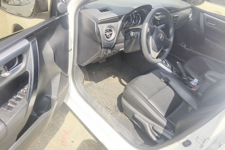 Toyota Corolla 2019 #16 Toyota Corolla 2019 car image #16