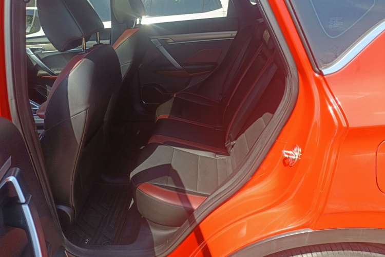 GEELY Coolray 2020 immagine di auto #17