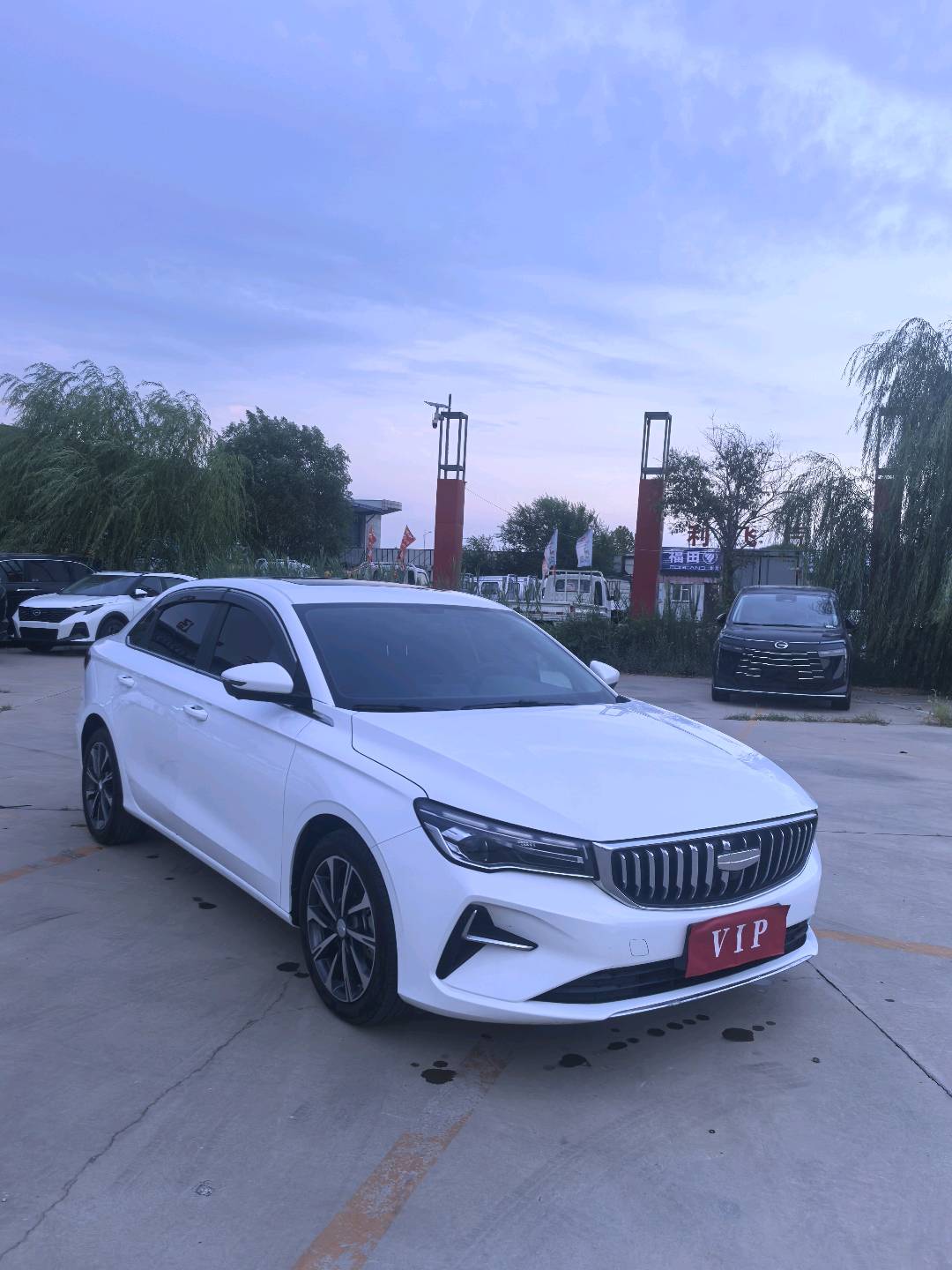 GEELY Emgrand 2024 car image #3