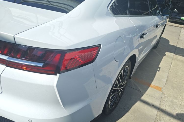 BYD Han 2021 #8 BYD Han 2021 car image #8