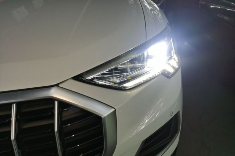 Audi Q3 2022 #23 Audi Q3 2022 car image #23