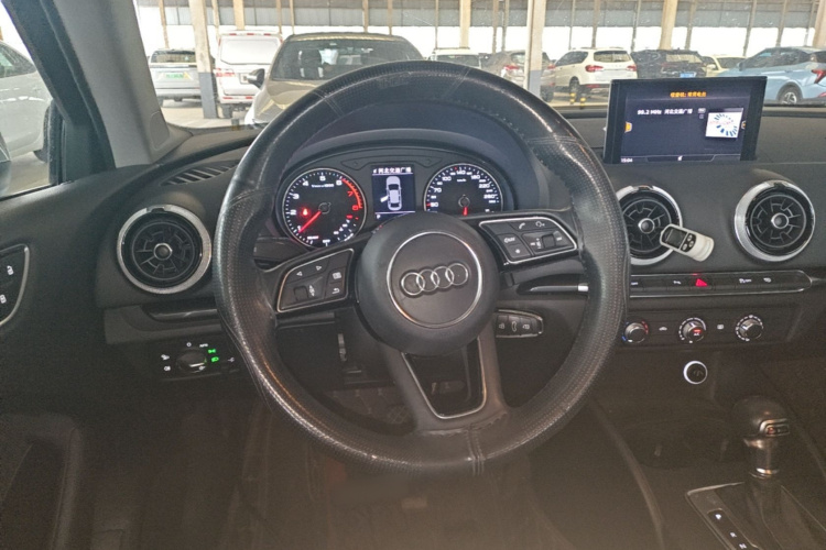 Audi A3 2017 car image #11