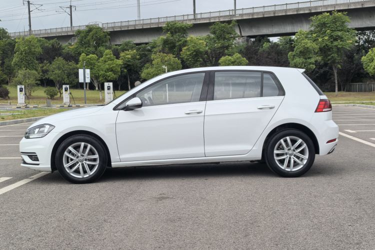 Volkswagen Golf 2018 #5 Volkswagen Golf 2018 car image #5