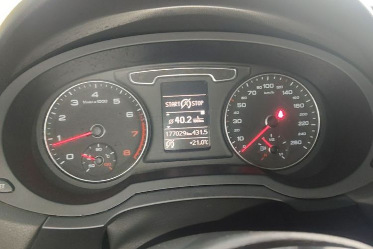Audi Q3 2015 #12 Audi Q3 2015 immagine di auto #12