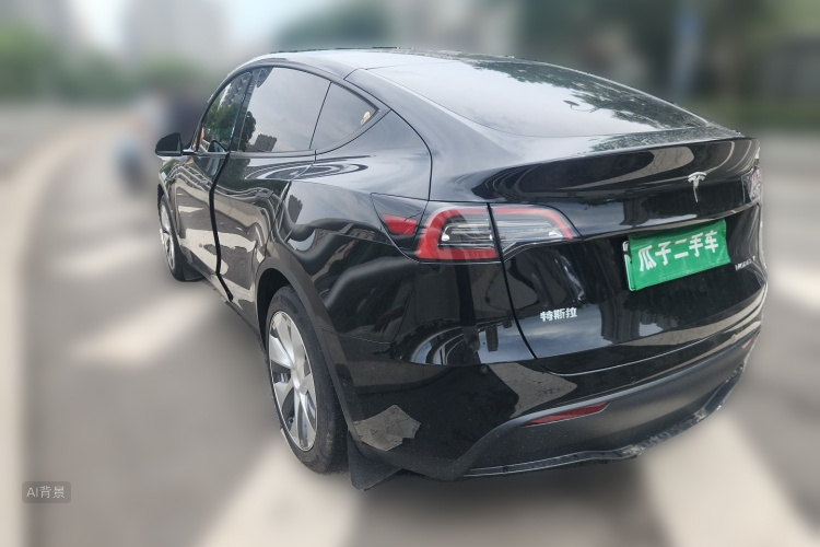 Tesla Model Y 2023 #5 Tesla Model Y 2023 car image #5