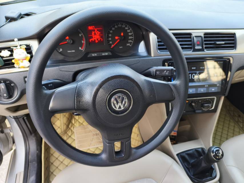 Volkswagen Santana 2013 #6 Volkswagen Santana 2013 صورة سيارة #6