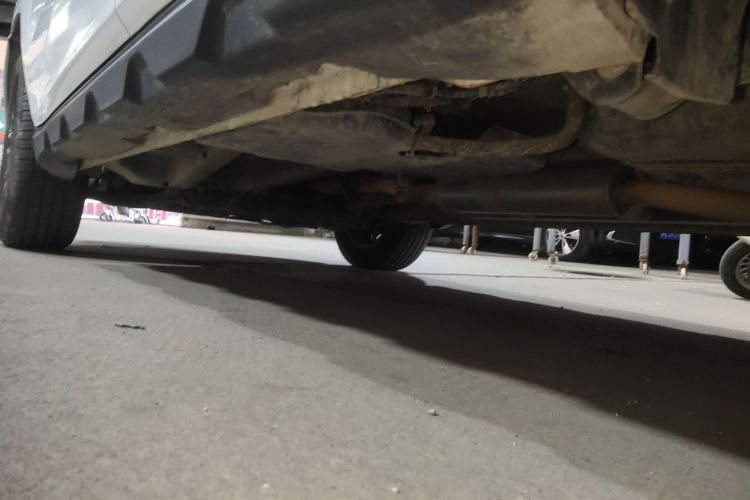 GEELY Vision X6 2019 imagen de coche #29