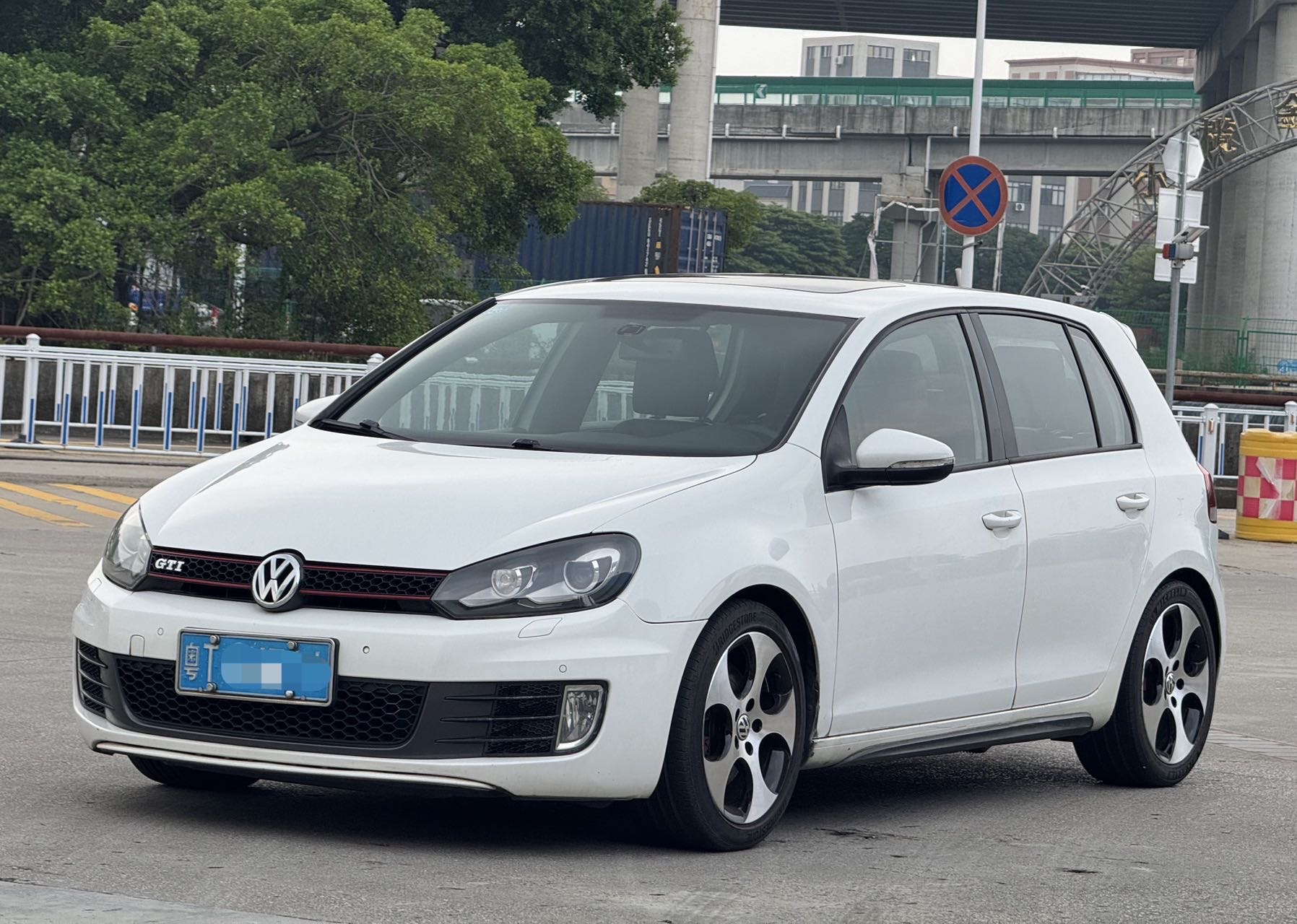Volkswagen GolfGTI 2014 #3 Volkswagen GolfGTI 2014 car image #3