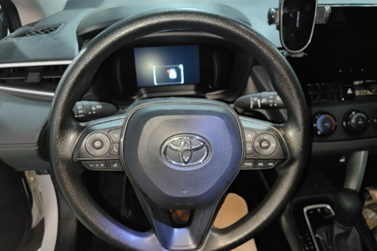 Toyota Corolla Cross 2024 صورة سيارة #11