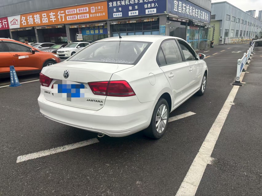 Volkswagen Santana 2015 car image #3