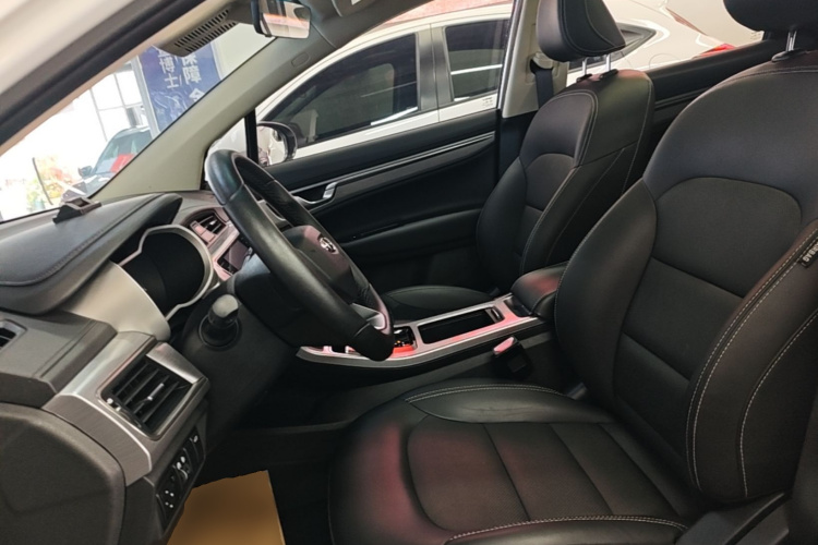 GEELY Emgrand GS 2019 #21 GEELY Emgrand GS 2019 car image #21
