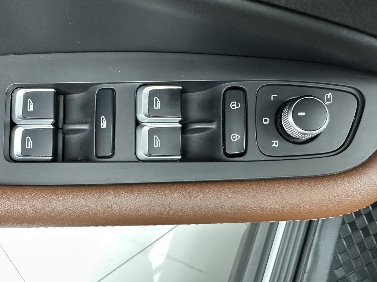 GEELY Vision X6 2024 #11 GEELY Vision X6 2024 изображение автомобиля #11
