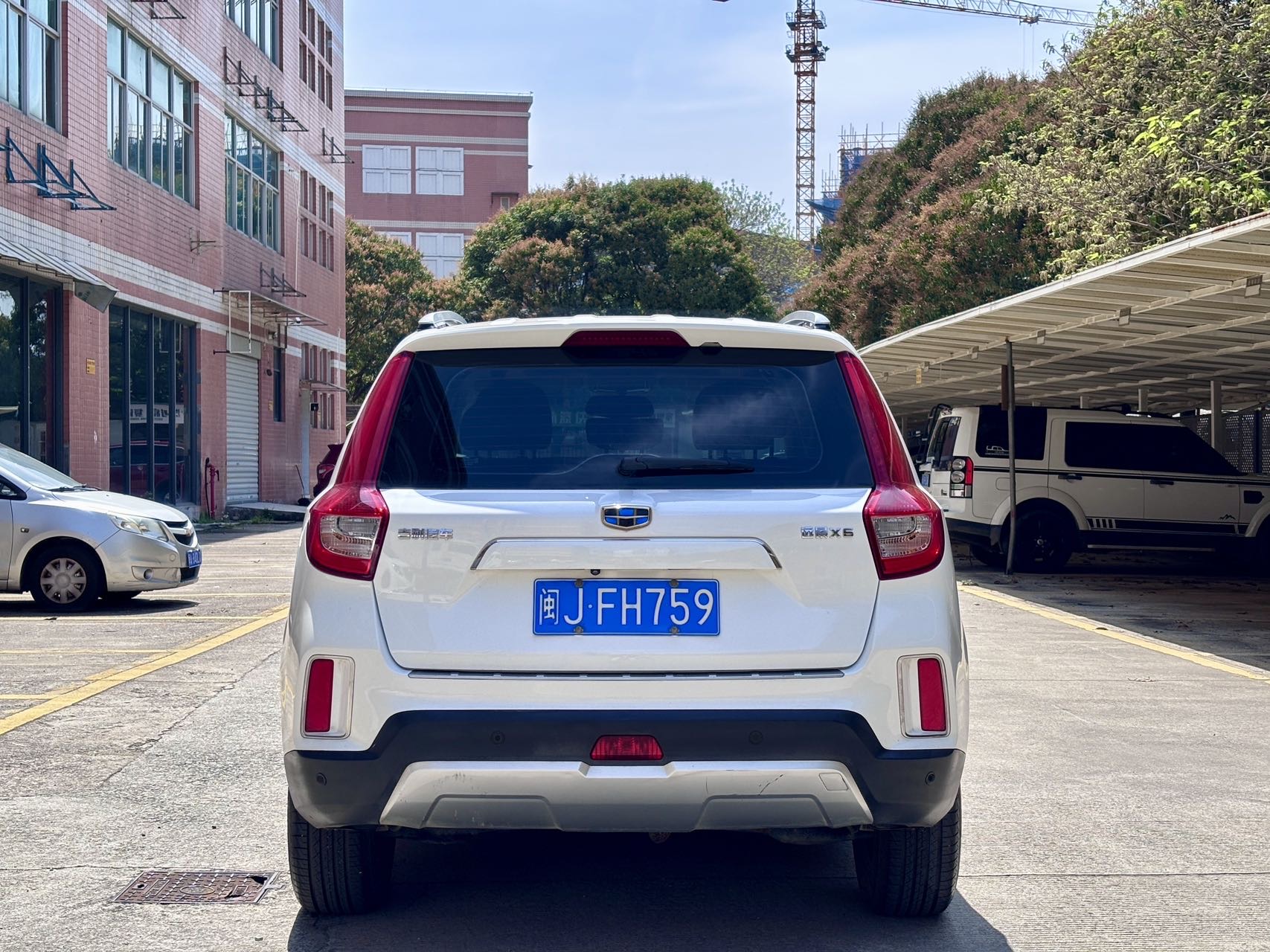 GEELY Vision X6 2017 изображение автомобиля #5