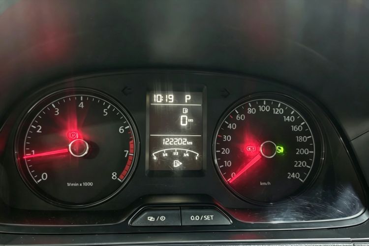 Volkswagen Lavida 2018 car image #12
