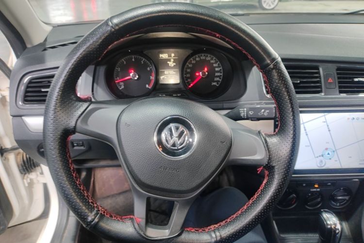 Volkswagen Lavida 2018 car image #11