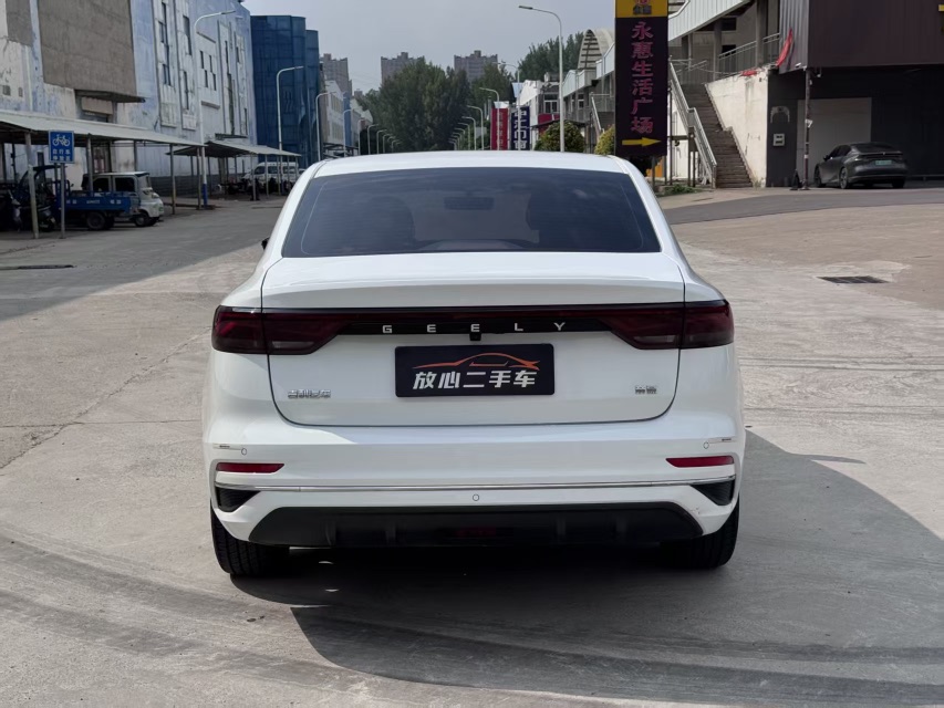 GEELY Emgrand 2024 car image #8