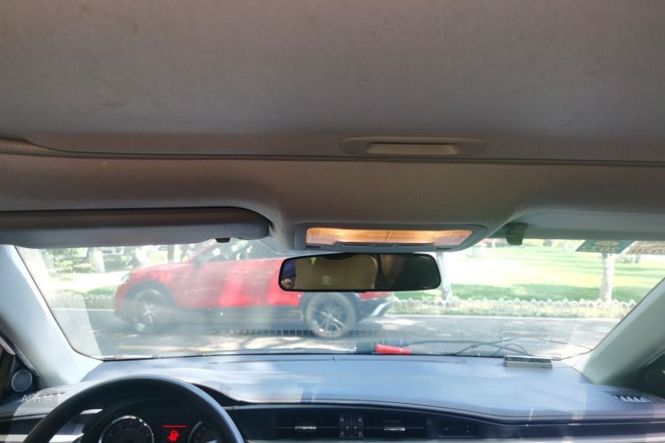 Toyota Corolla 2016 immagine di auto #20