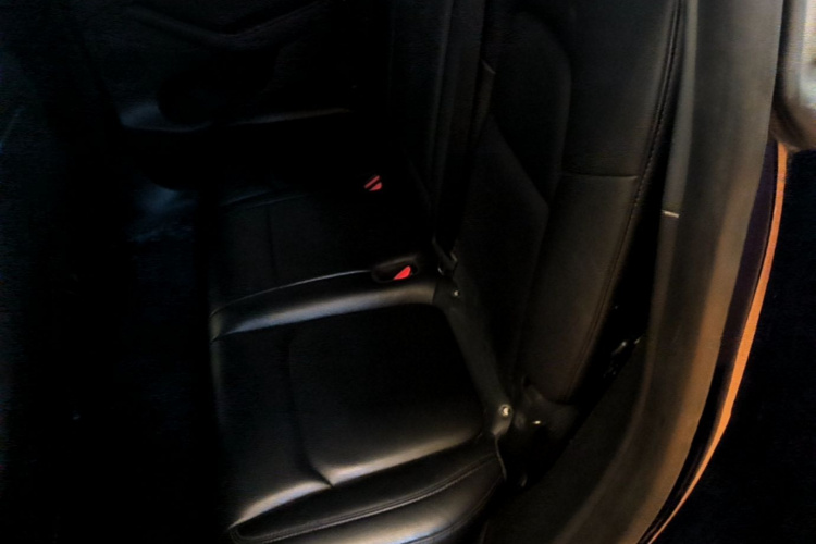 Tesla Model Y 2022 car image #17