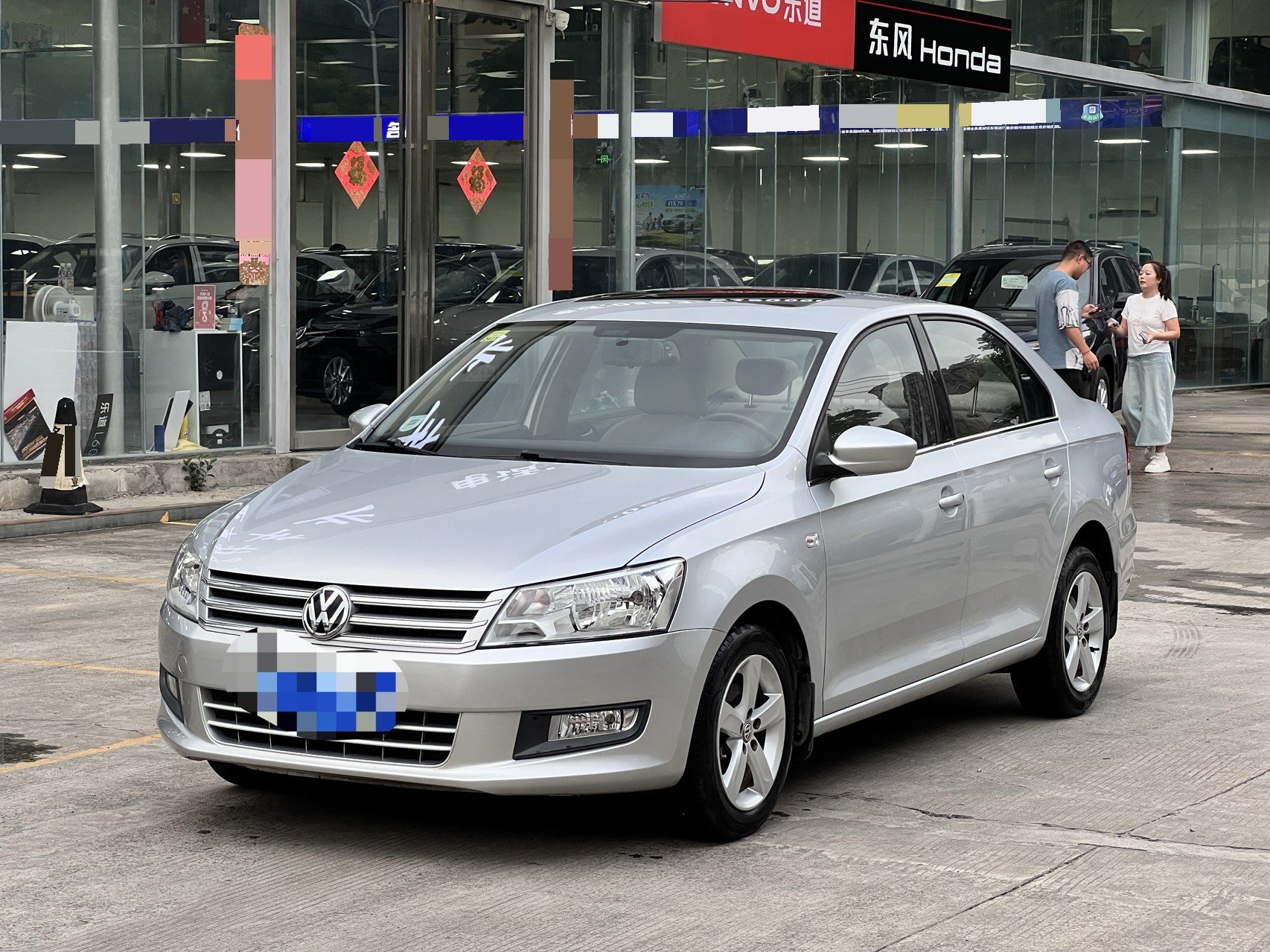 Volkswagen Santana 2015 car image 