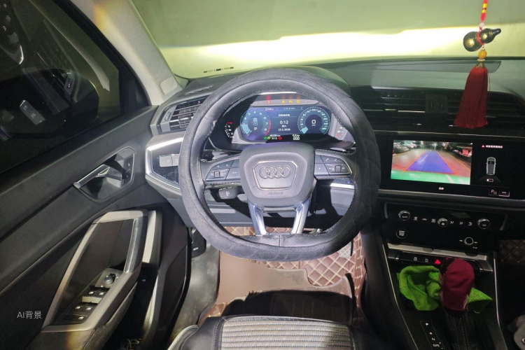 Audi Q3 2022 immagine di auto #12
