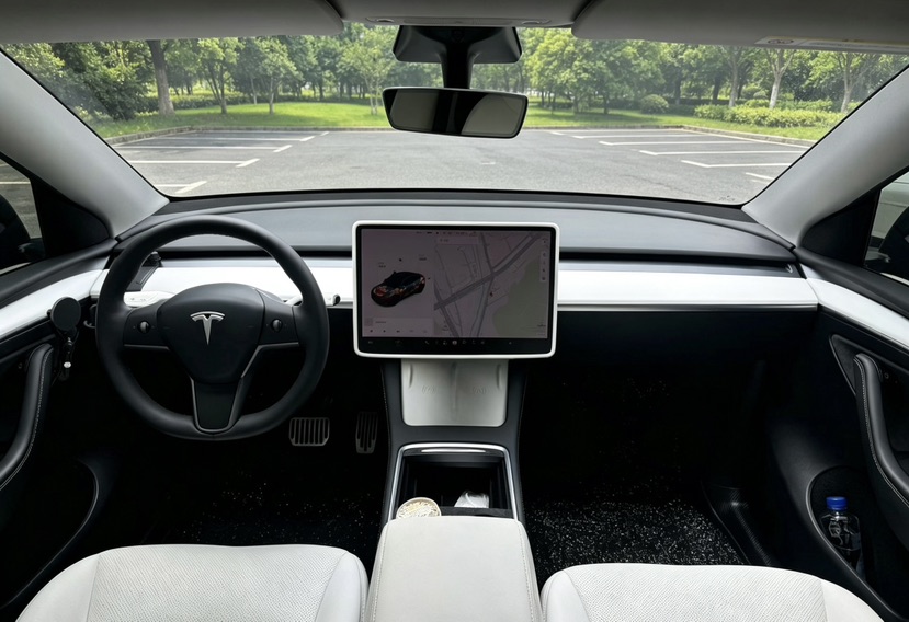 Tesla Model Y 2021 #9 Tesla Model Y 2021 immagine di auto #9