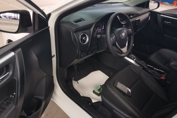 Toyota Corolla 2018 #16 Toyota Corolla 2018 car image #16