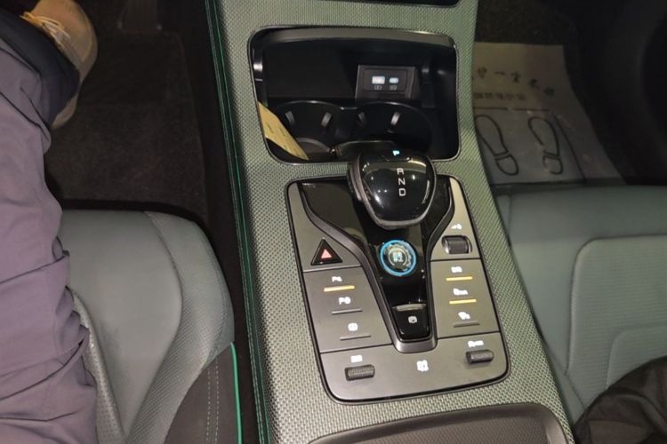 BYD Han 2022 car image #14