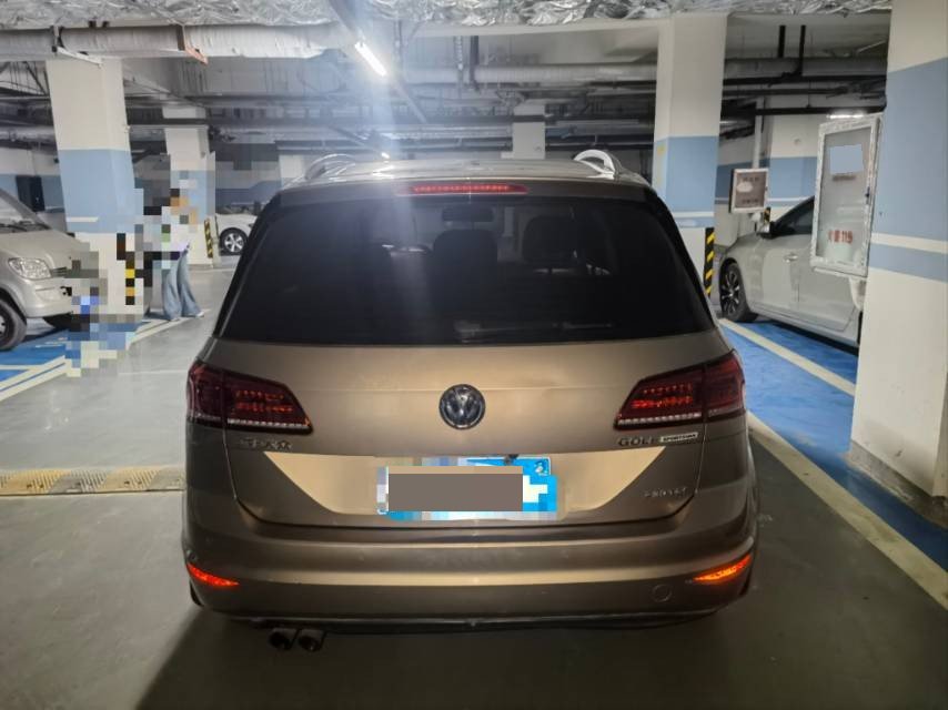 Volkswagen Golf Sportsvan 2017 #4 Volkswagen Golf Sportsvan 2017 car image #4