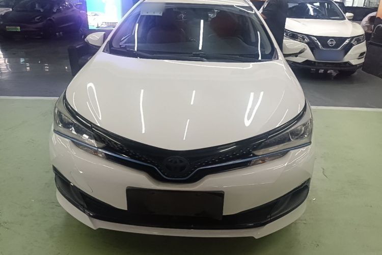Toyota Corolla Hybird E+ 2019 image de voiture #3