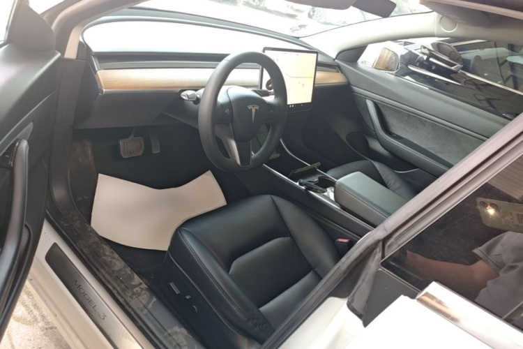 Tesla Model 3 2020 #16 Tesla Model 3 2020 car image #16