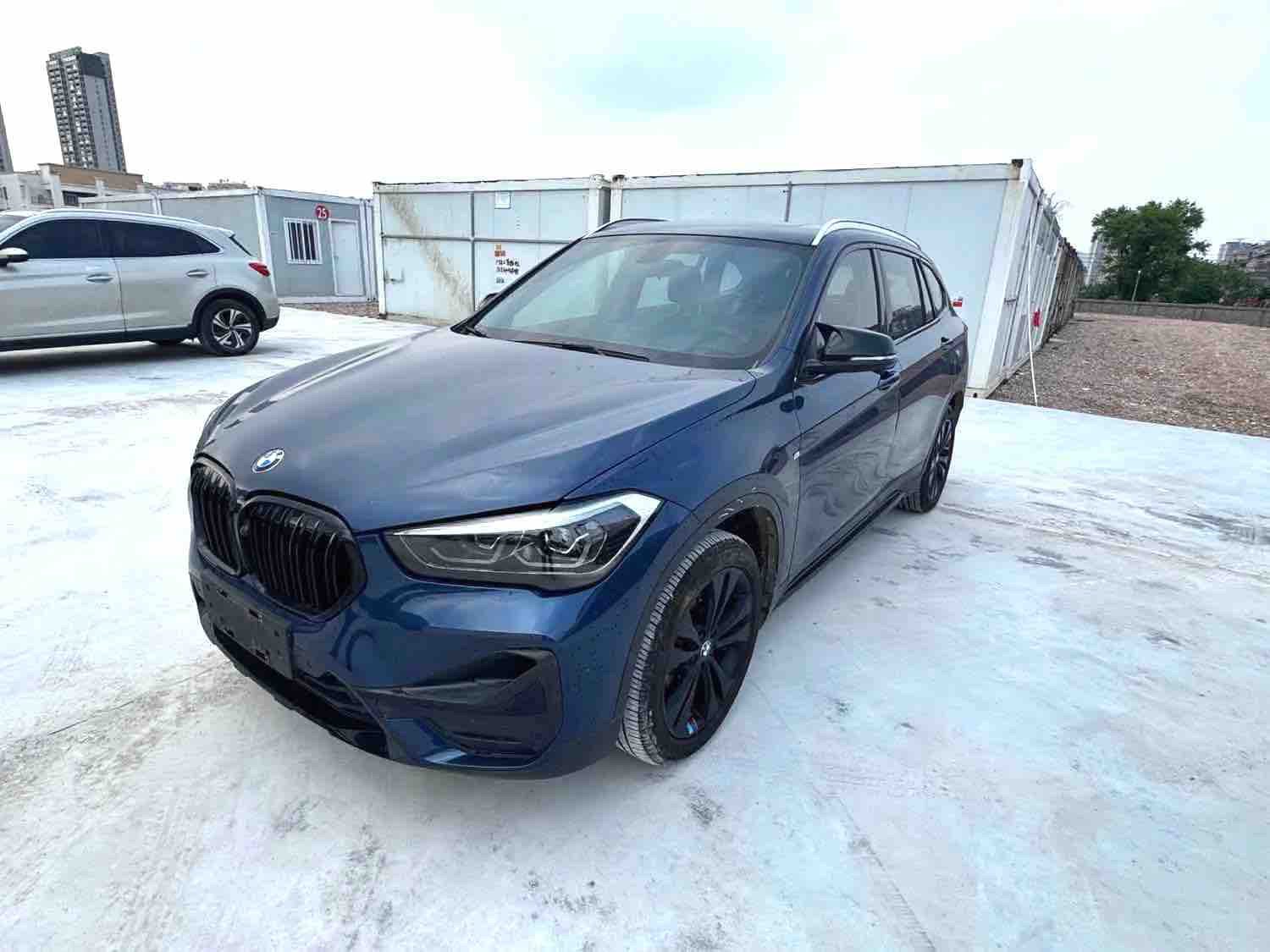 BMW X1 2021 BMW X1 2021 car image
