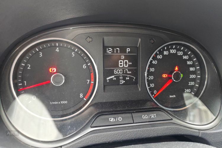 Volkswagen Polo 2015 صورة سيارة #14