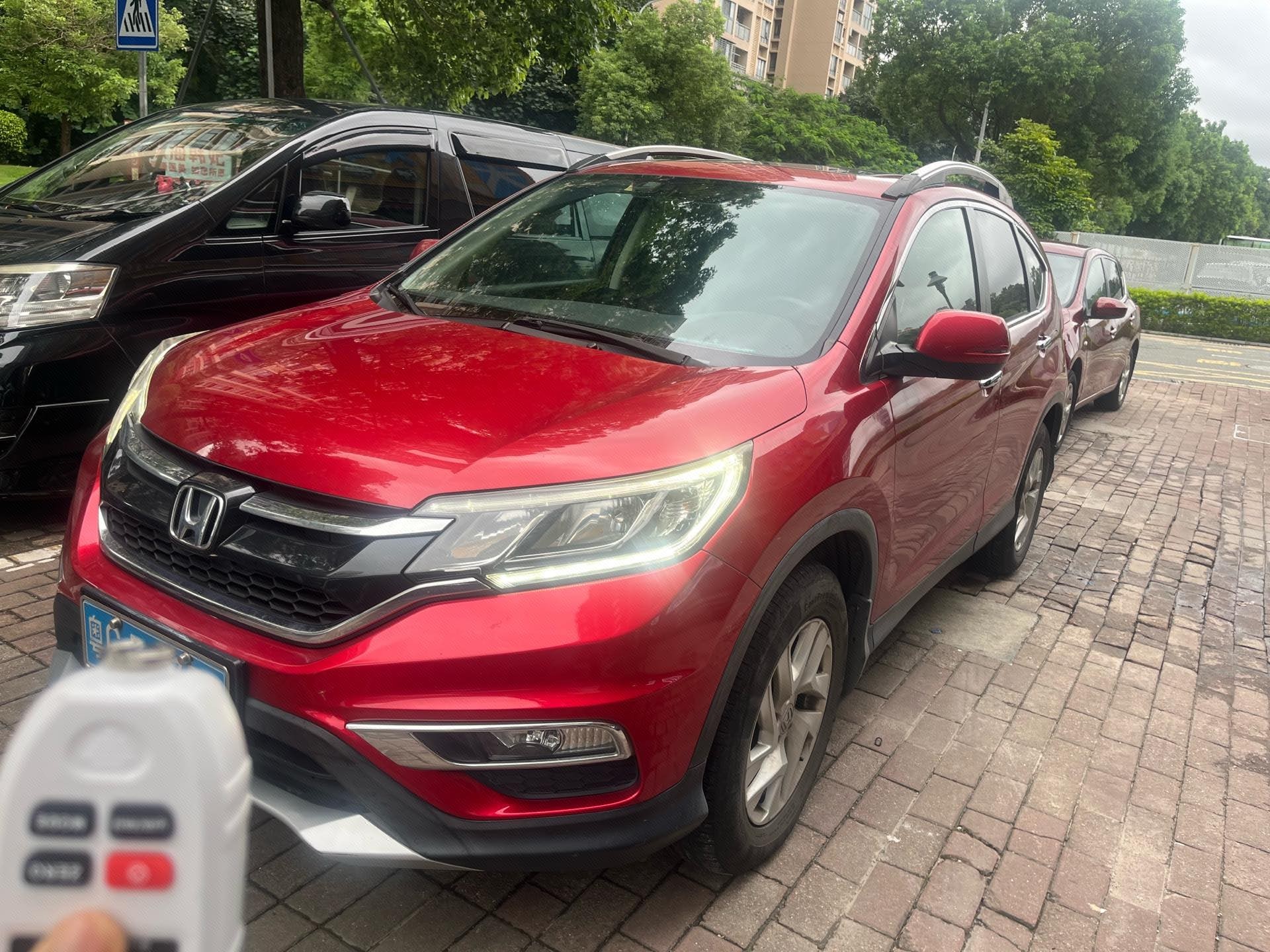Honda CR-V 2016 Honda CR-V 2016 car image