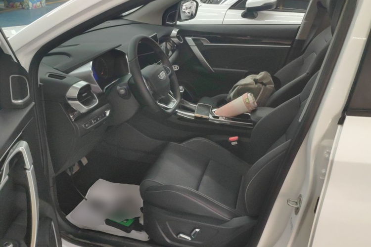 GEELY Coolray 2025 #19 GEELY Coolray 2025 image de voiture #19
