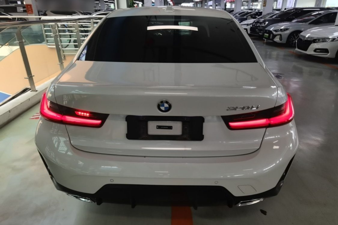 BMW 3 Series 2023 #6 BMW 3 Series 2023 car image #6