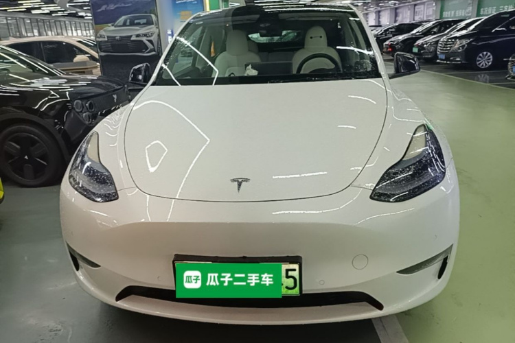Tesla Model Y 2022 #3 Tesla Model Y 2022 car image #3