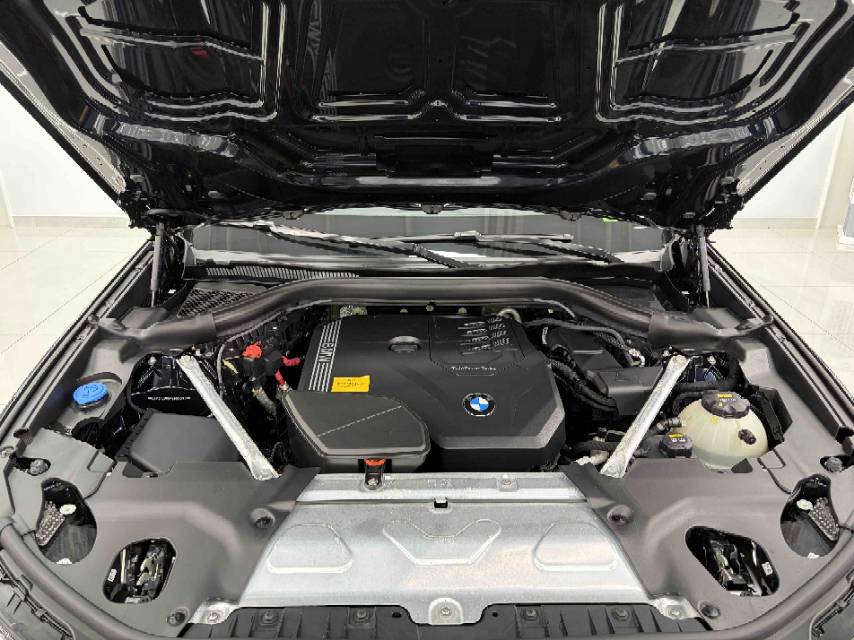 BMW X3 2022 car image #7